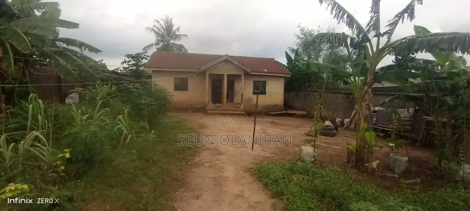 2bdrm Bungalow in Adamo for sale