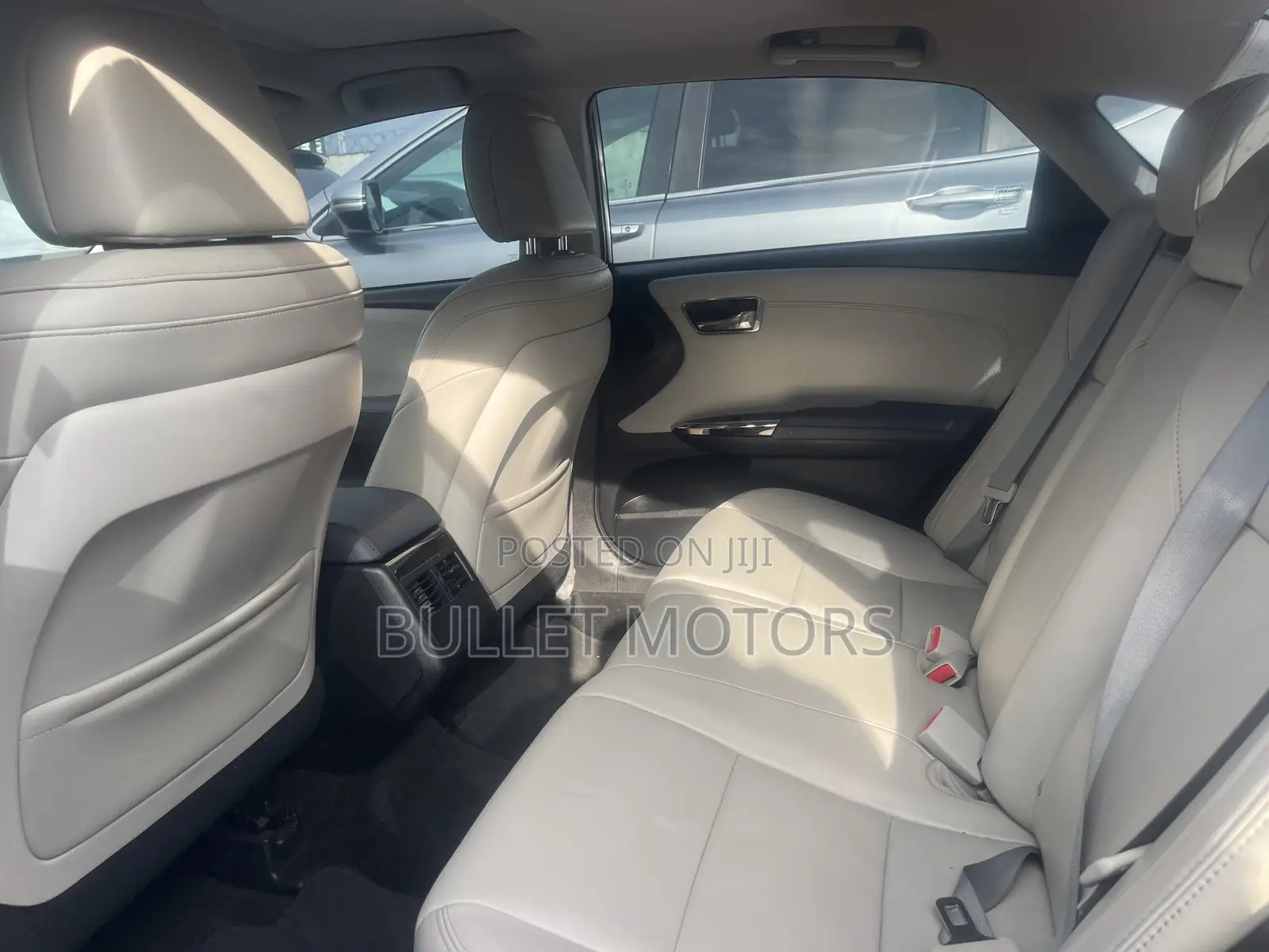 Toyota Avalon XLE Plus FWD Sedan (3.6L 6cyl 6A) 2016 Blue
