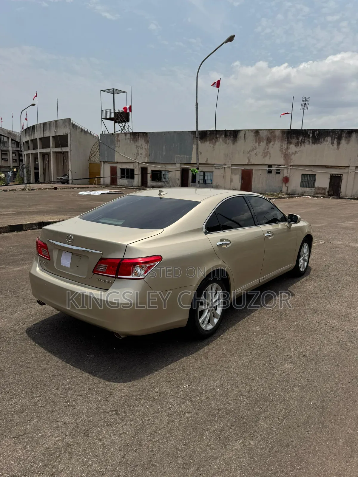 Lexus ES 2012 Gold