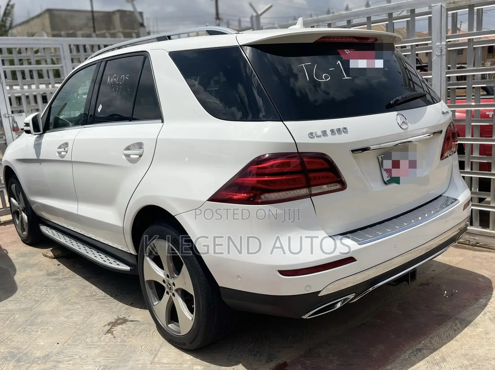 Mercedes-Benz GLE-Class GLE 350d 4MATIC 2017 White