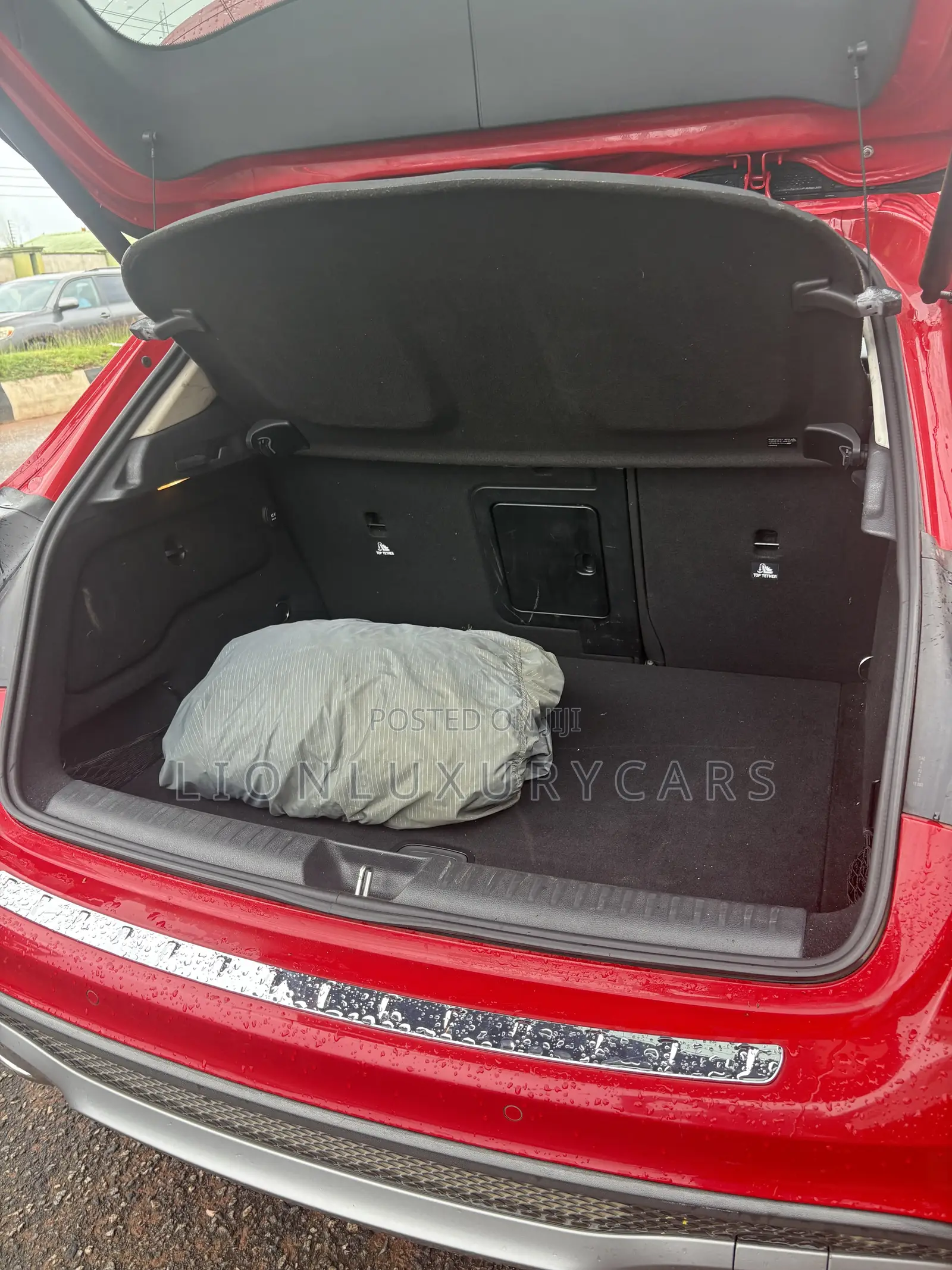 Mercedes-Benz GLA-Class 2016 Red