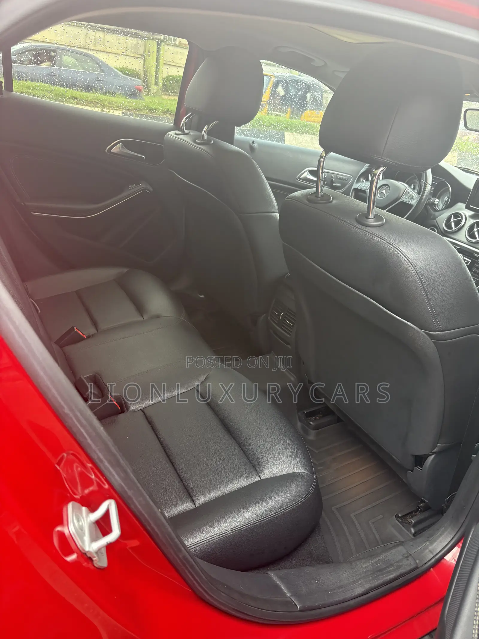 Mercedes-Benz GLA-Class 2016 Red