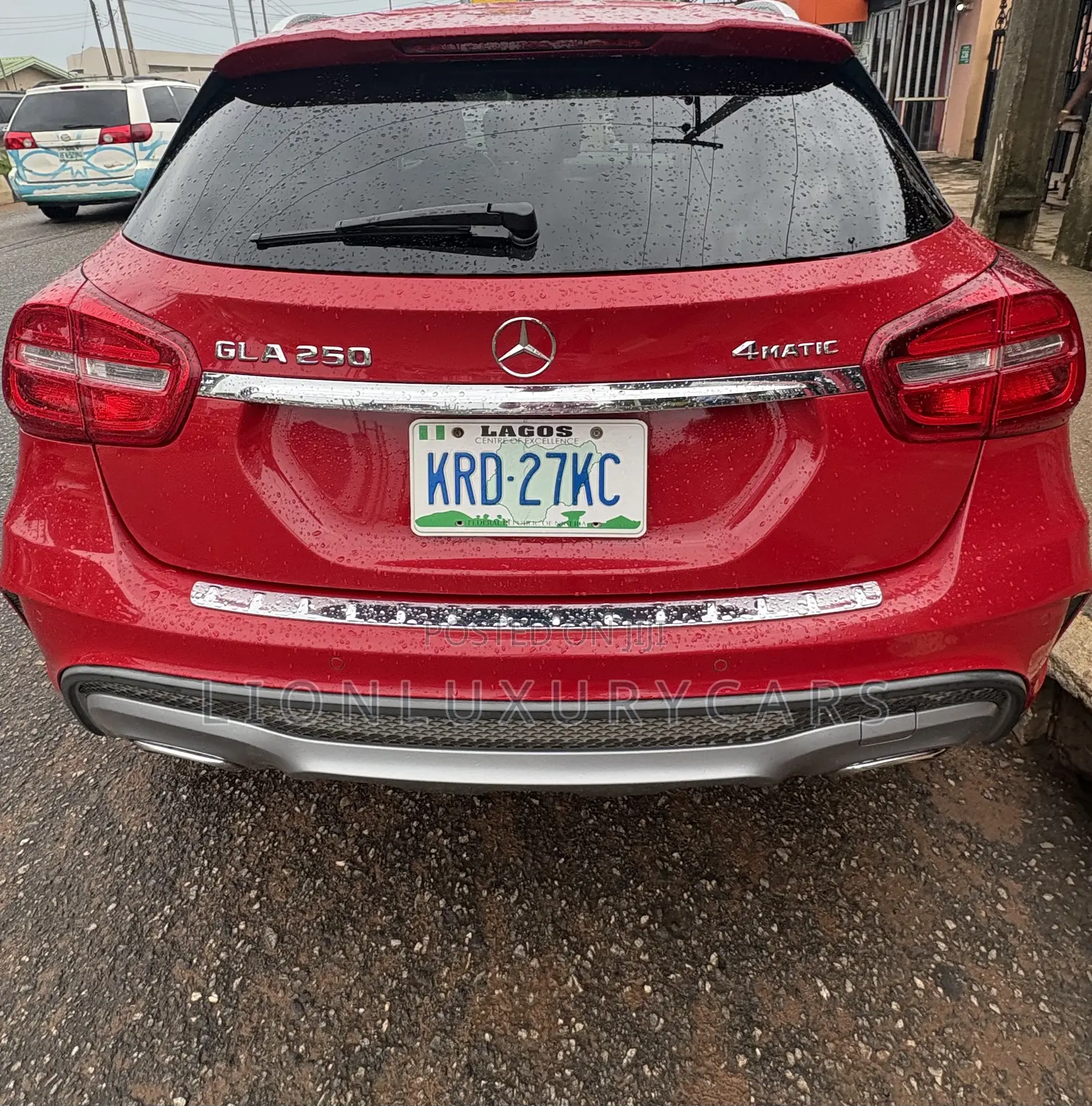 Mercedes-Benz GLA-Class 2016 Red