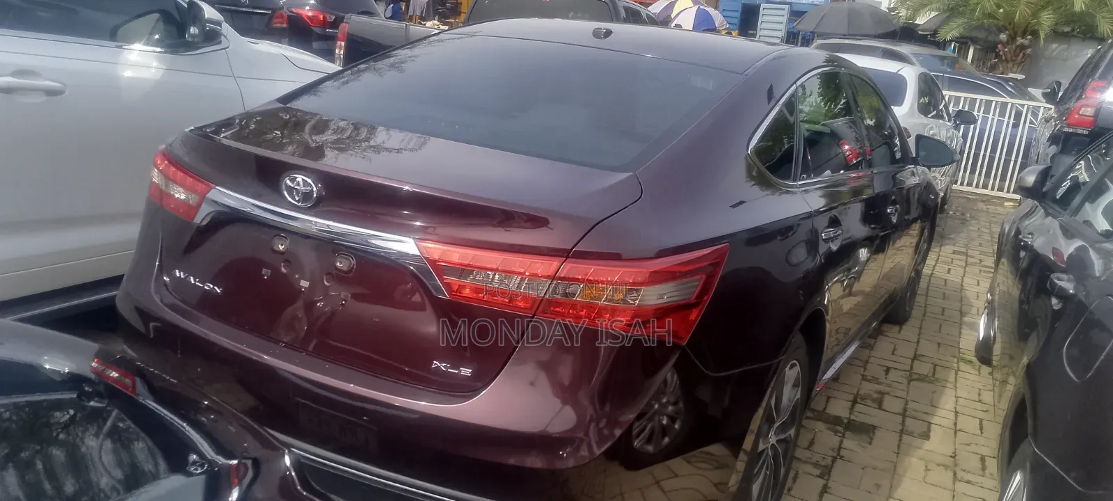 Toyota Avalon 2017 Maroon