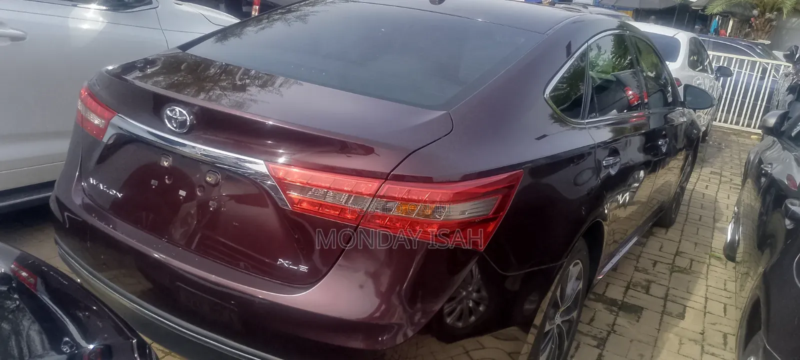 Toyota Avalon 2017 Maroon