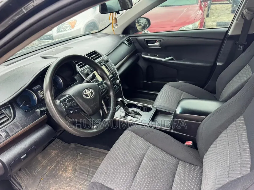 Toyota Camry 2016 Black