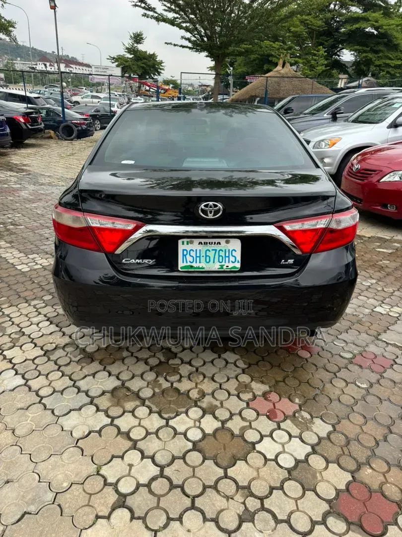 Toyota Camry 2016 Black