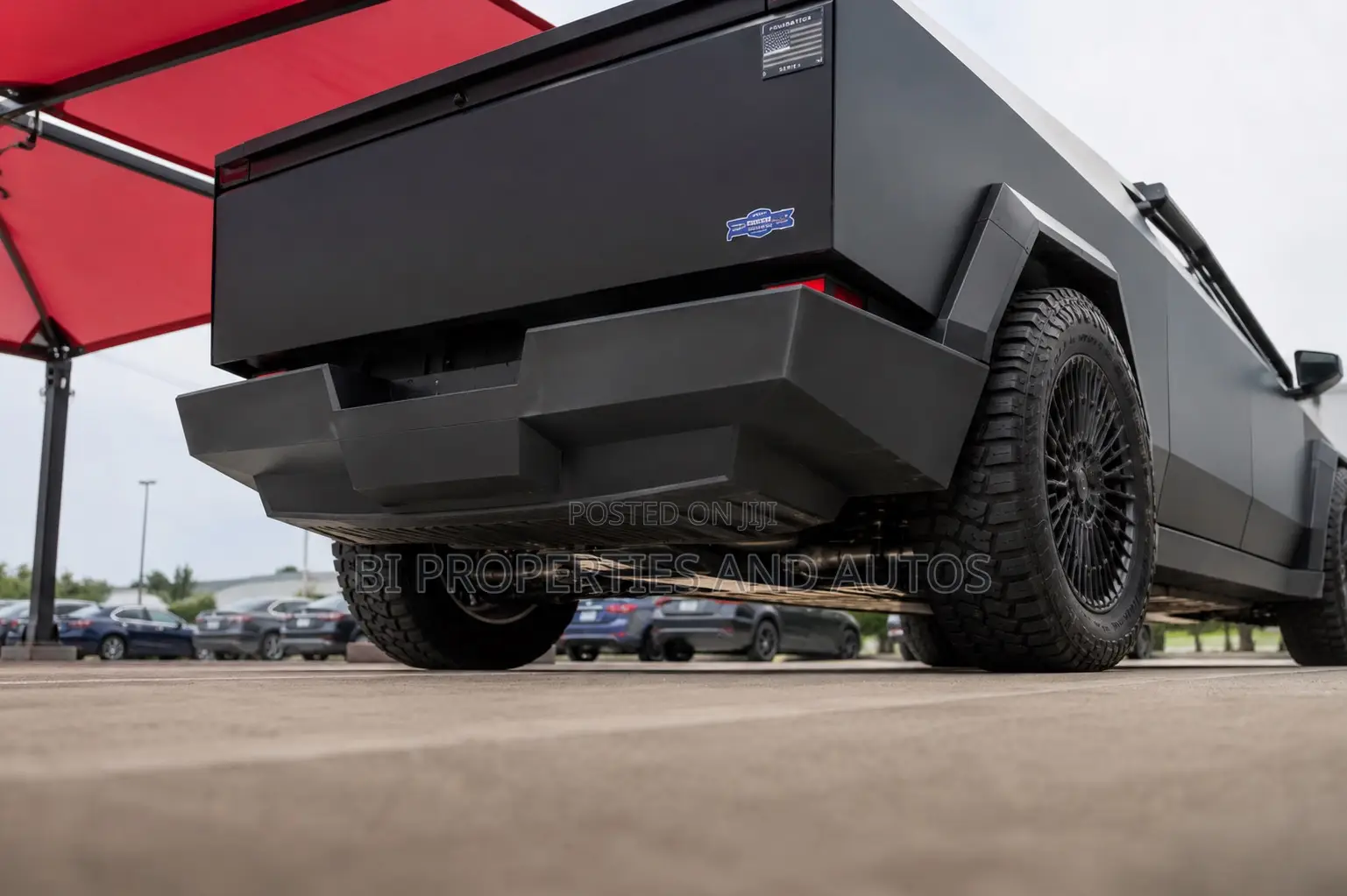 Tesla Cybertruck Cyberbeast AWD 2025 Gray