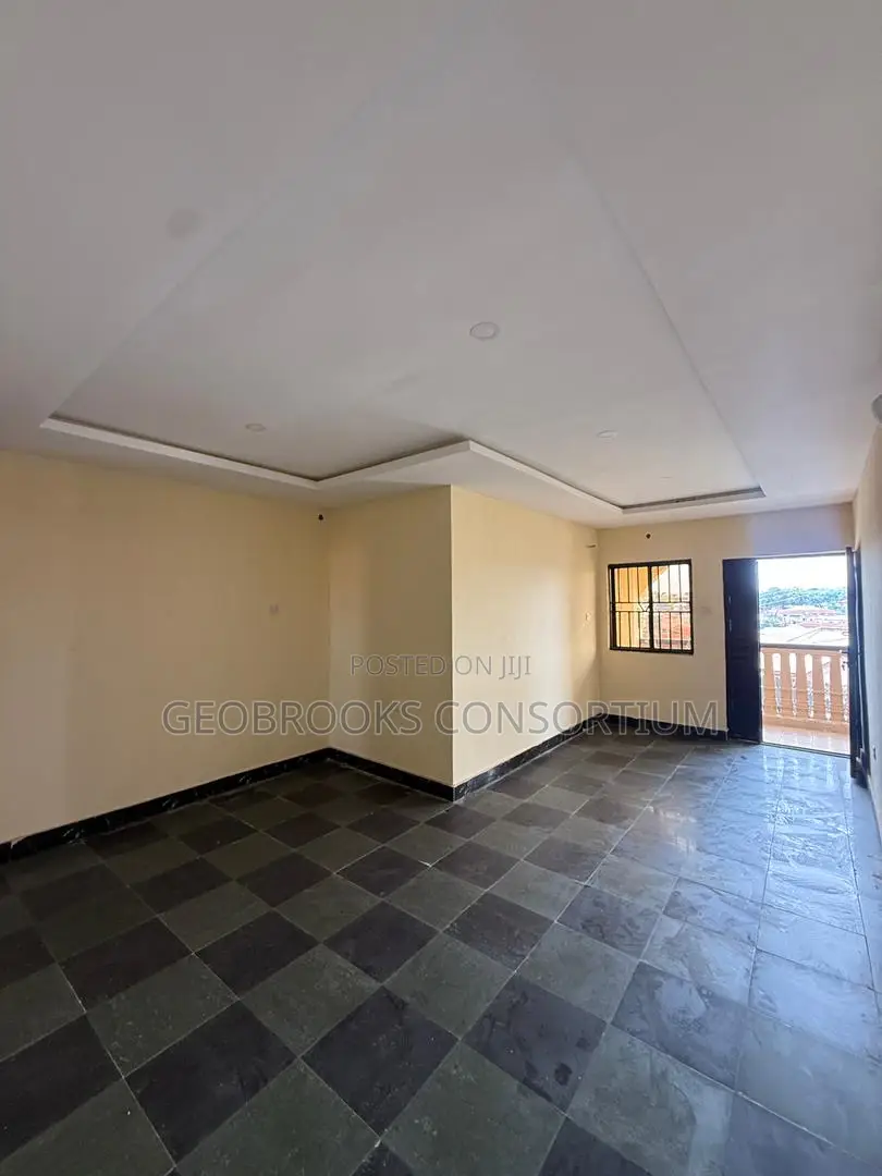 2bdrm Apartment in Ayegoro, Akobo for rent