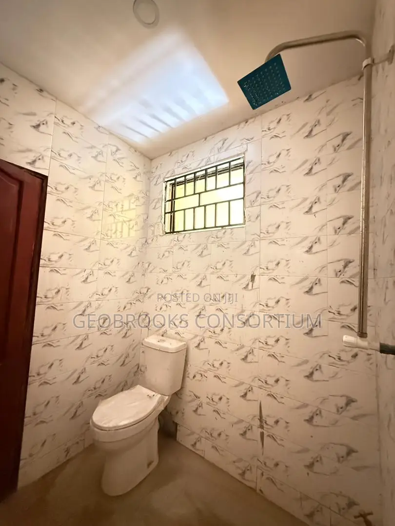 2bdrm Apartment in Ayegoro, Akobo for rent