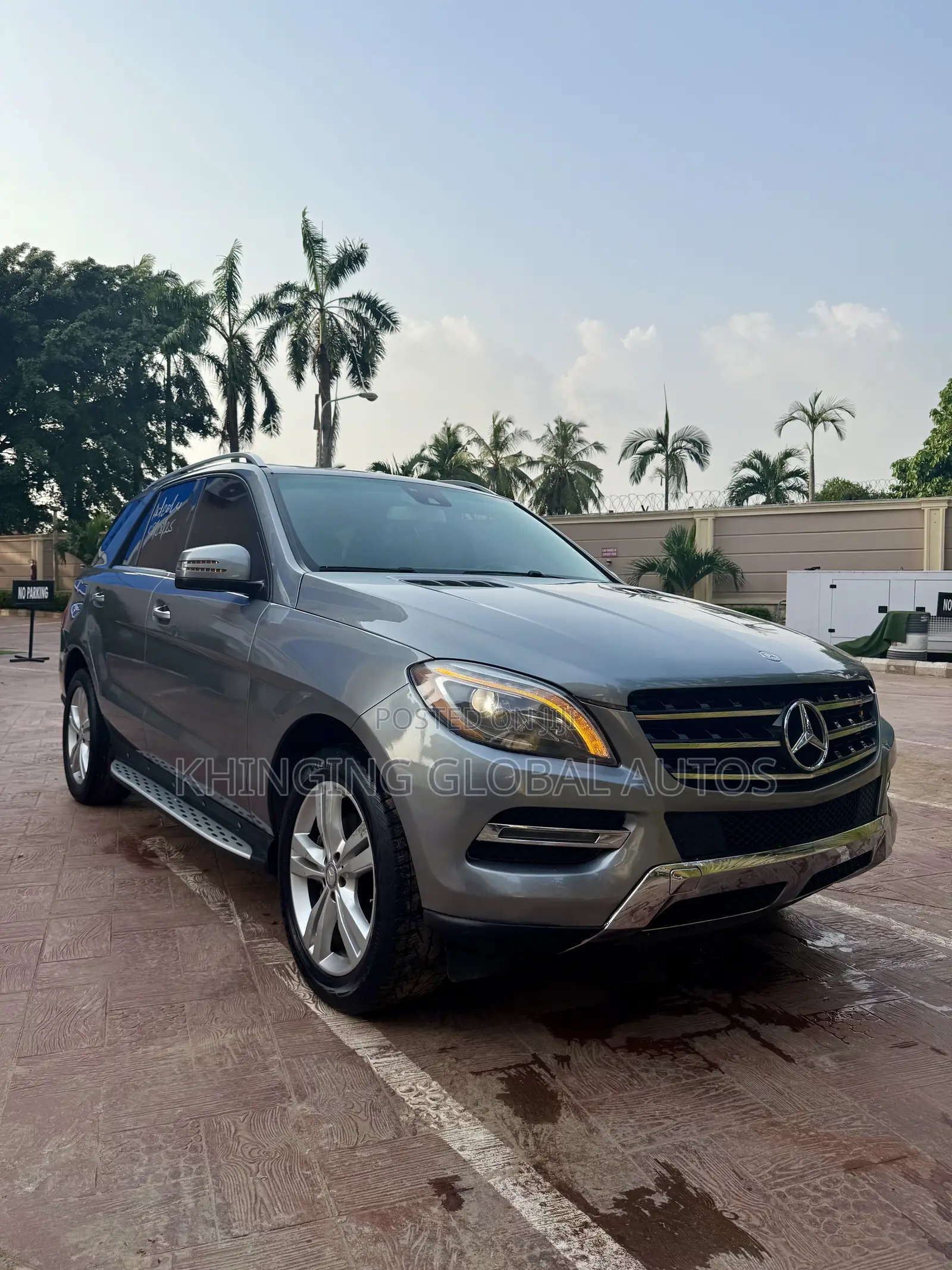 Mercedes-Benz M Class ML350 4MATIC 4dr SUV AWD (3.5L 6cyl 7A) 2015 Gray