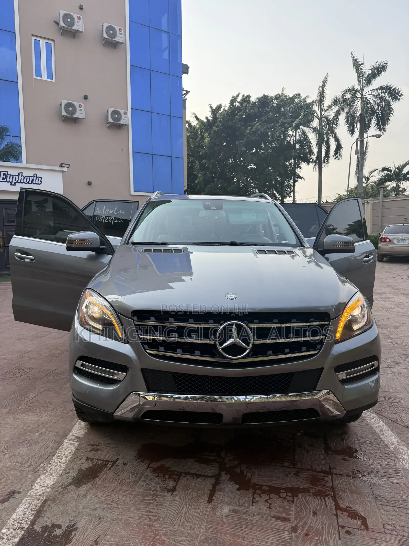 Mercedes-Benz M Class ML350 4MATIC 4dr SUV AWD (3.5L 6cyl 7A) 2015 Gray