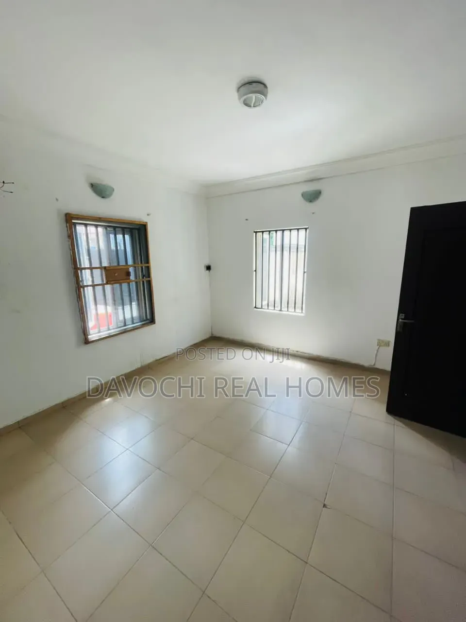 3bdrm Apartment in Ikota for rent