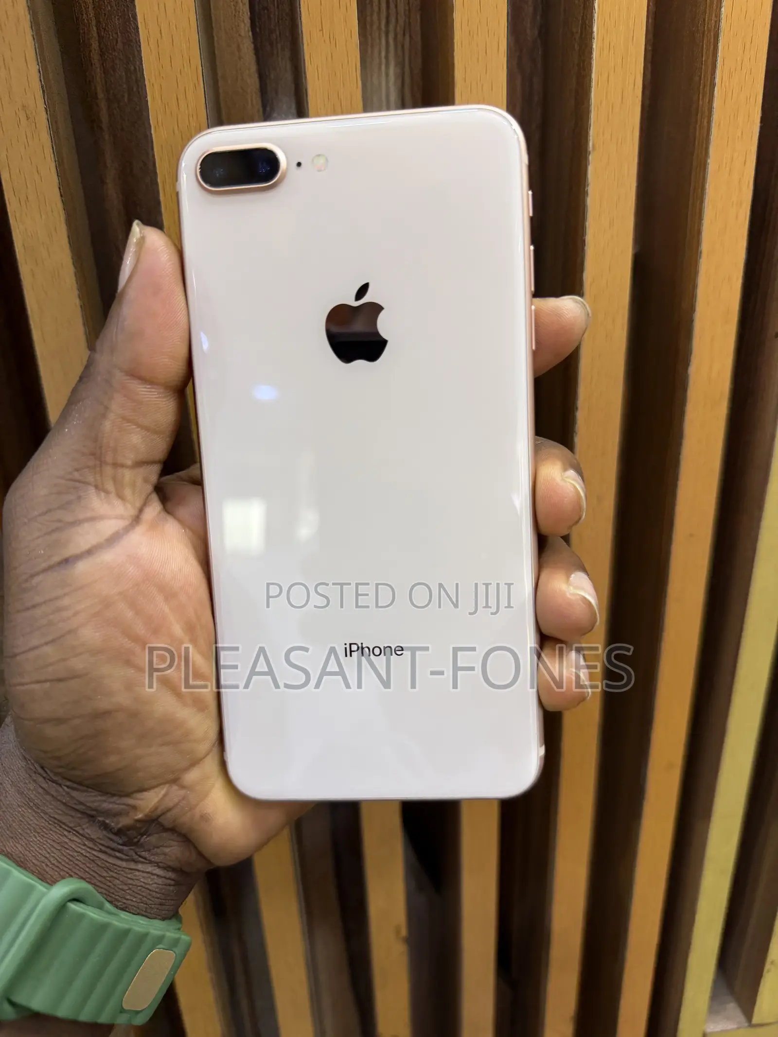 Apple iPhone 8 Plus 64 GB Rose Gold