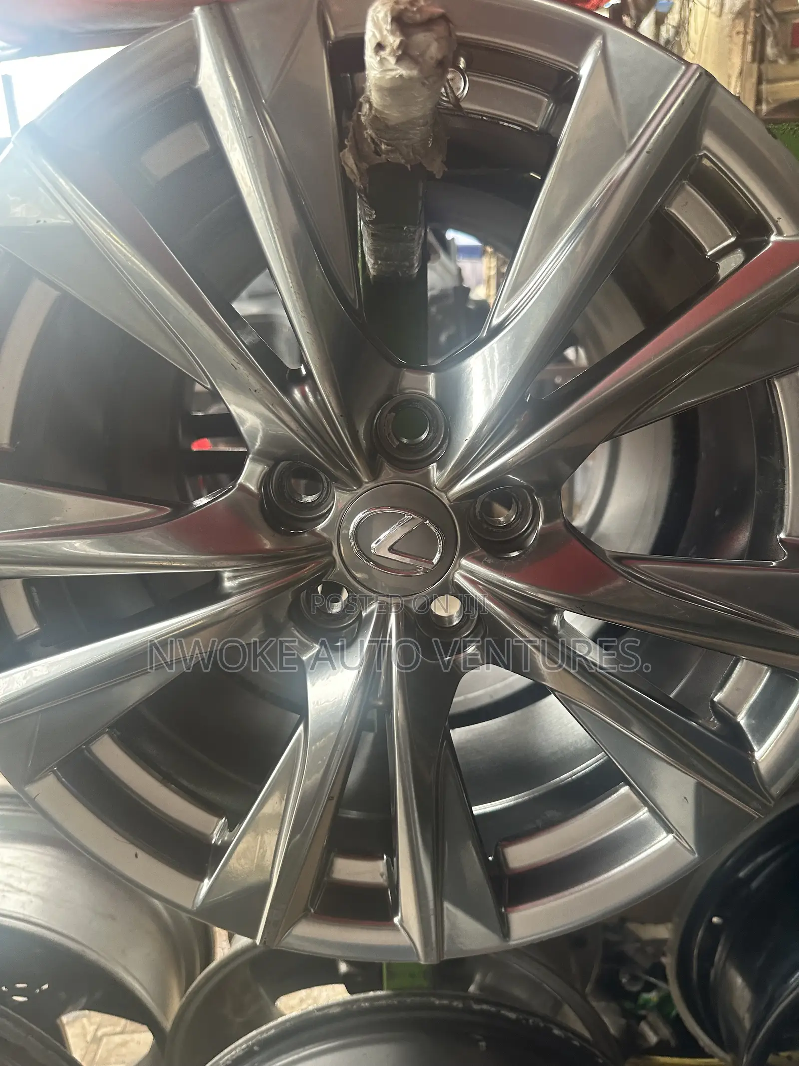 17 Inches for Lexus Es350 2020 Model
