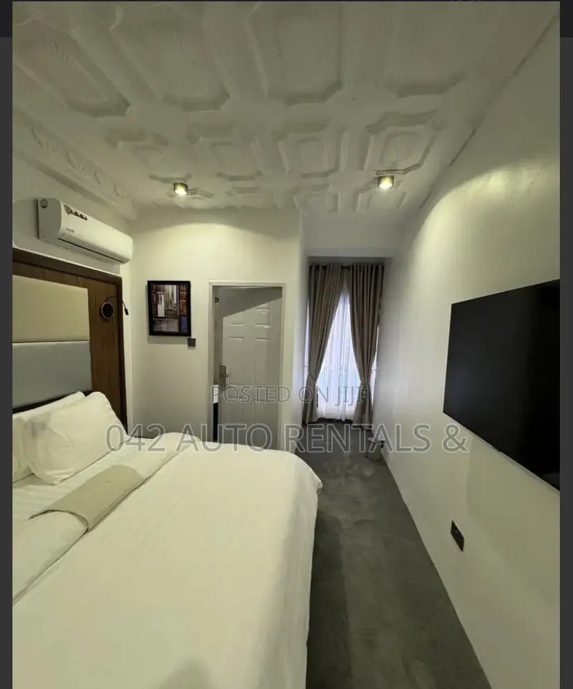 1 Bedroom Apartment in Asokoro With 24/7 A.C Bathtub