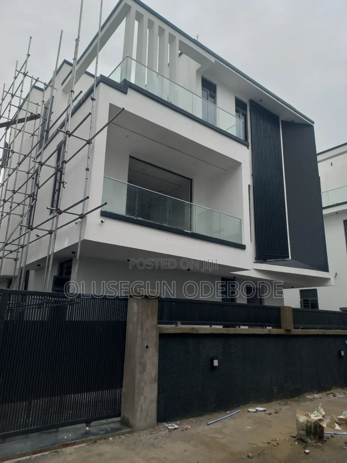 5bdrm Duplex in Omole Phase 2 for sale