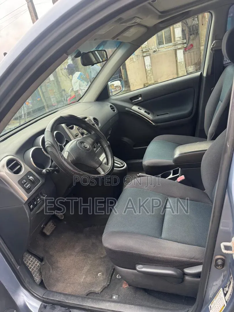 Toyota Matrix 2006 Blue