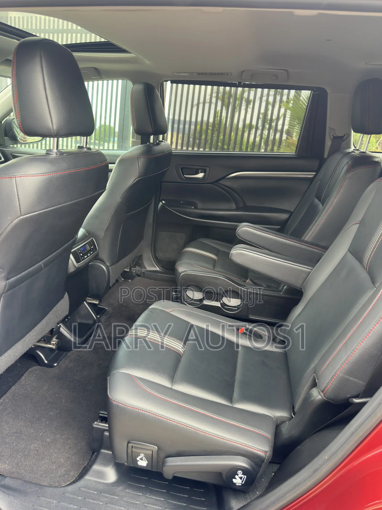 Toyota Highlander SE 2019 Burgundy