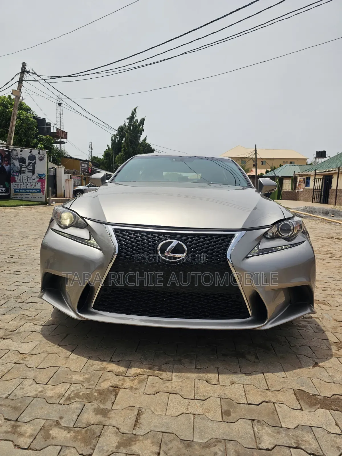 Lexus IS 2016 Gray