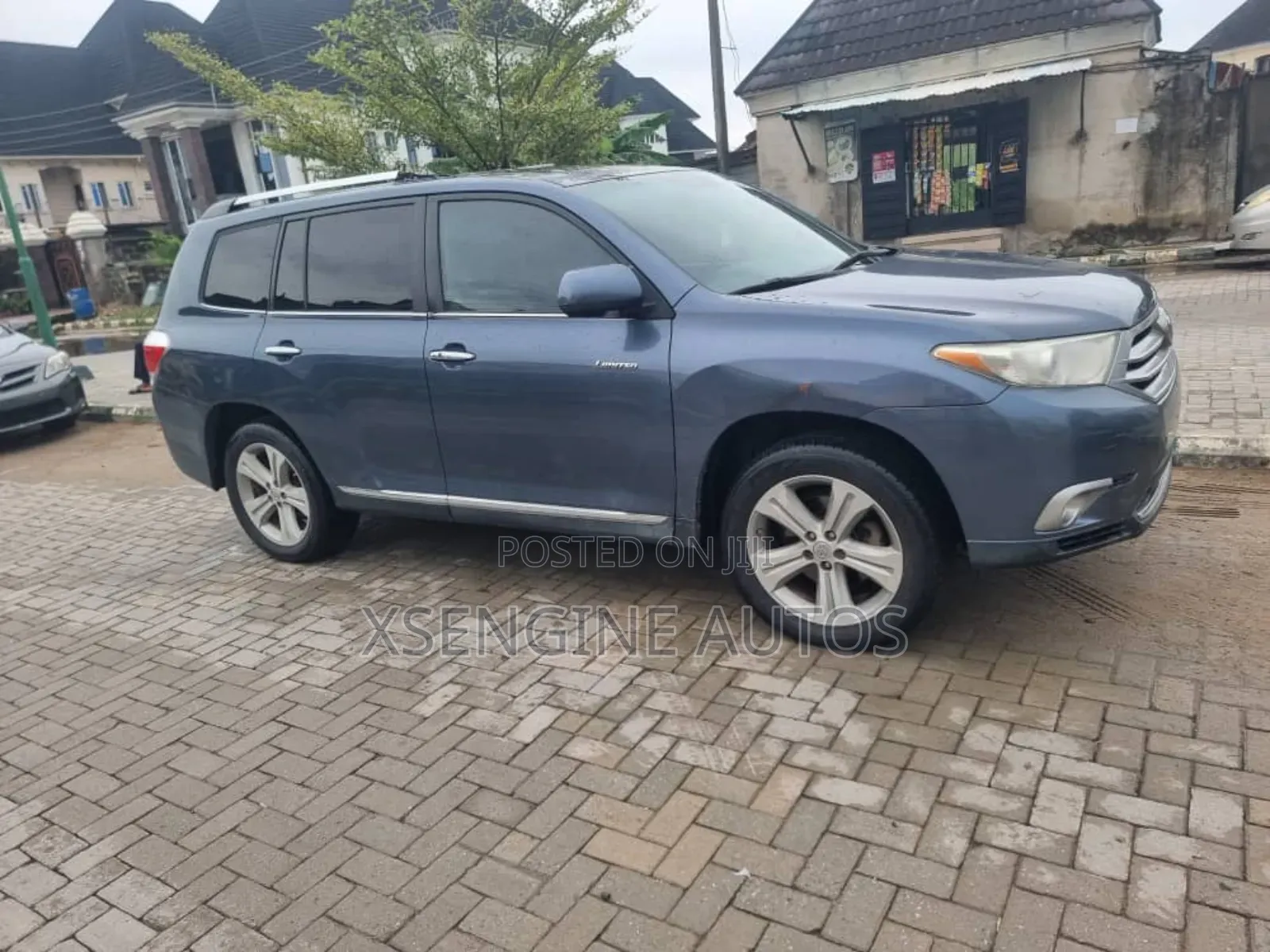 Toyota Highlander 2012 Blue