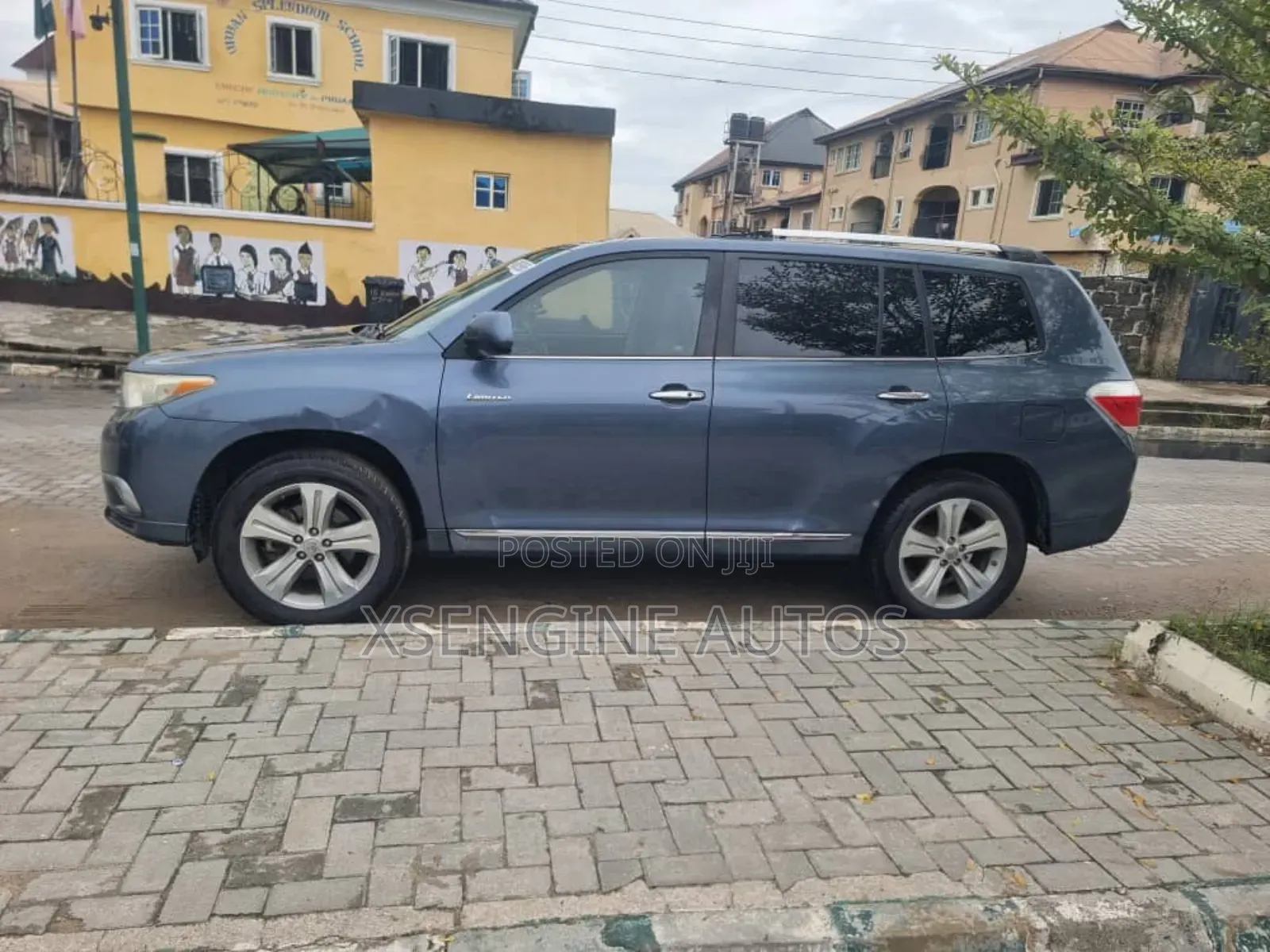 Toyota Highlander 2012 Blue
