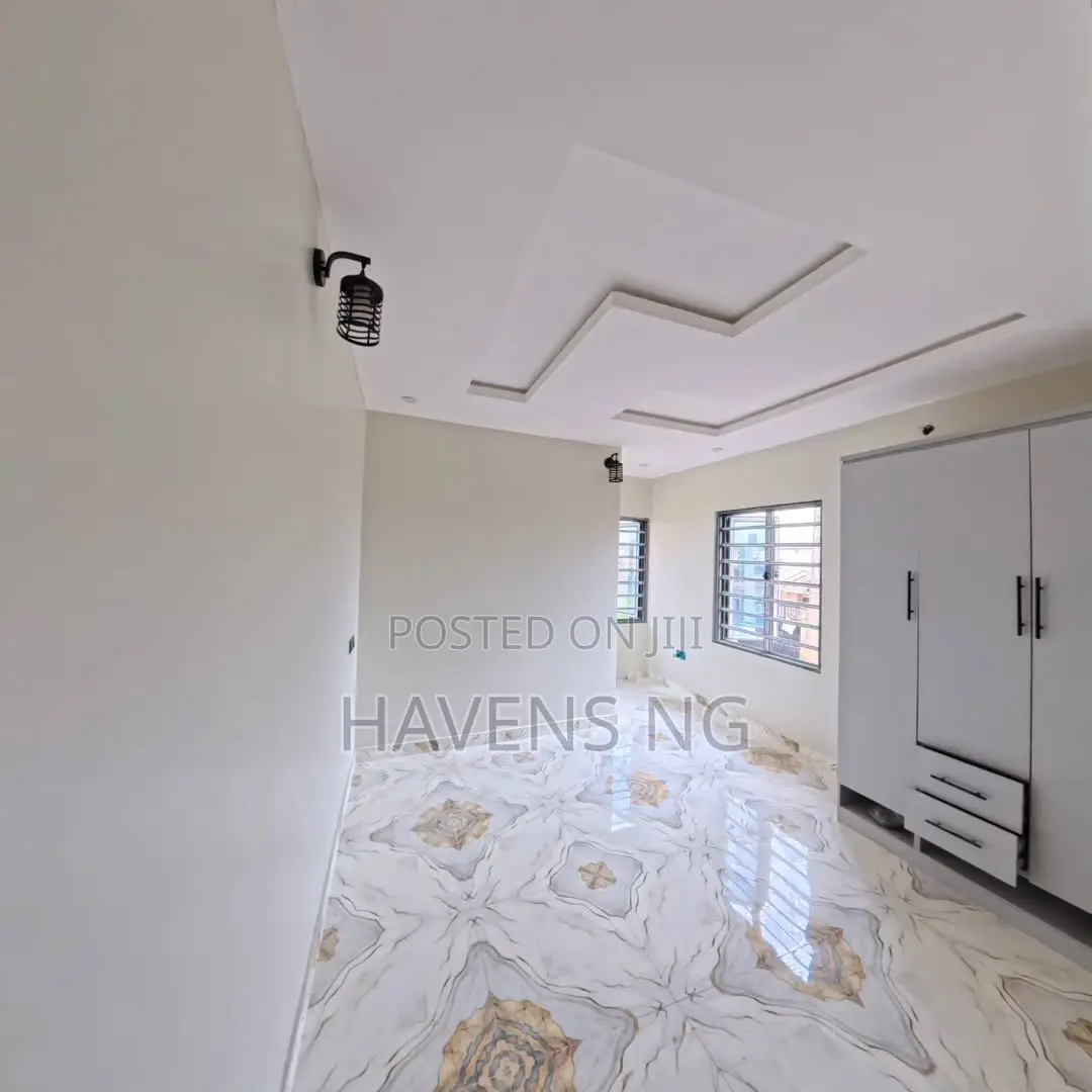 3bdrm Duplex in Obafemi-Owode for sale