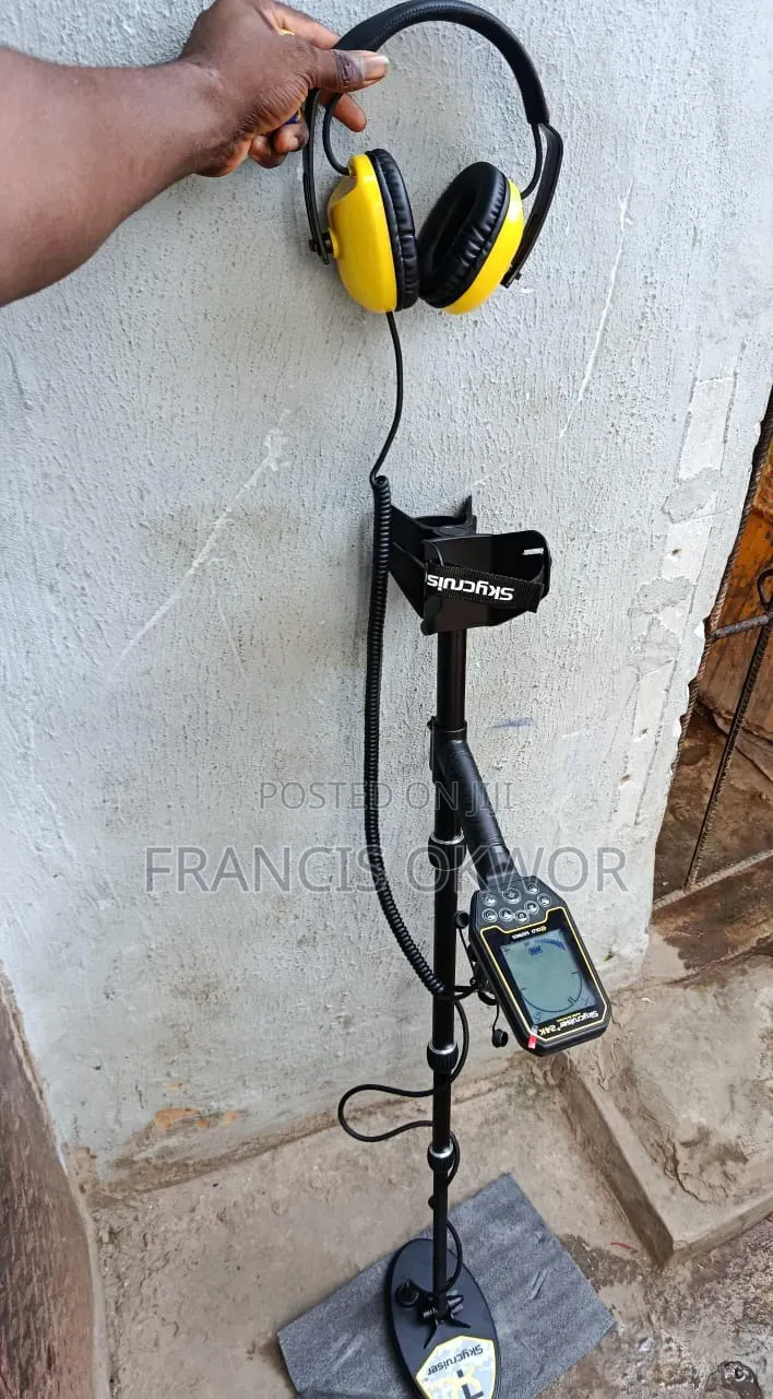 Skycruiser Multi Frequency Metal Detector