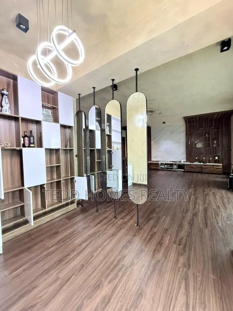 4bdrm Townhouse / Terrace in Ikate for rent