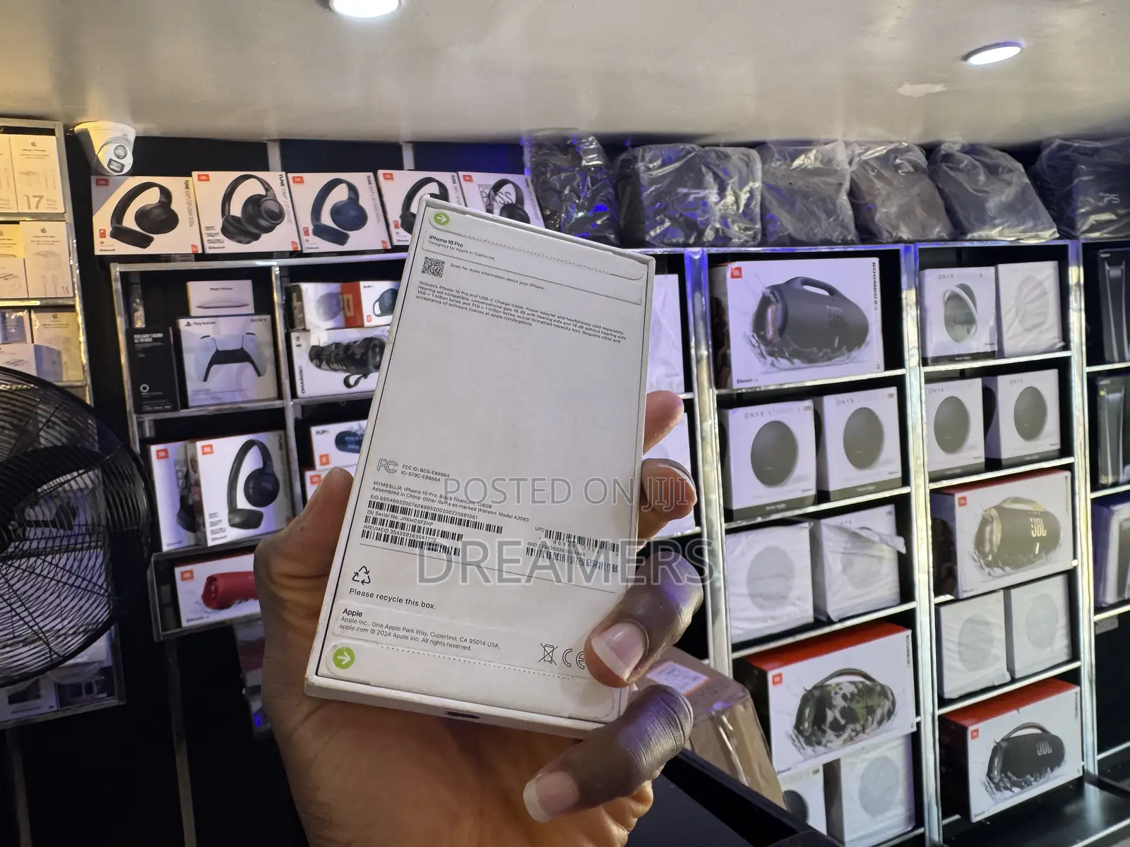 New Apple iPhone 16 Pro 128 GB Black