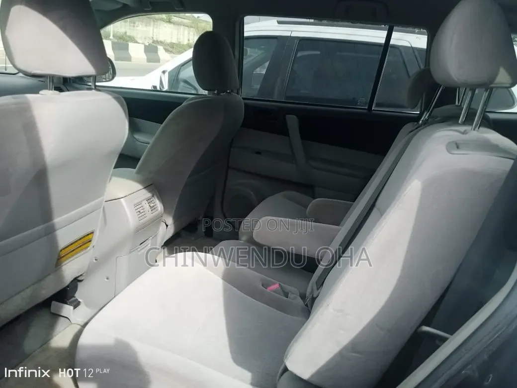 Toyota Highlander 2012 Gray