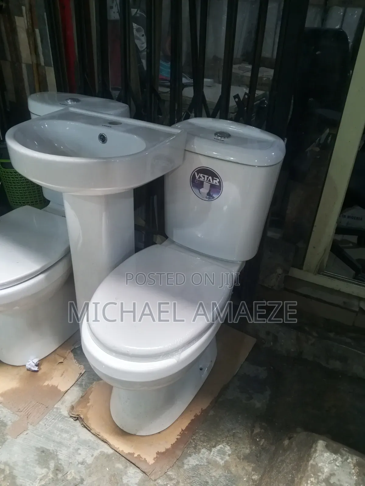 Mini Set Water Closet