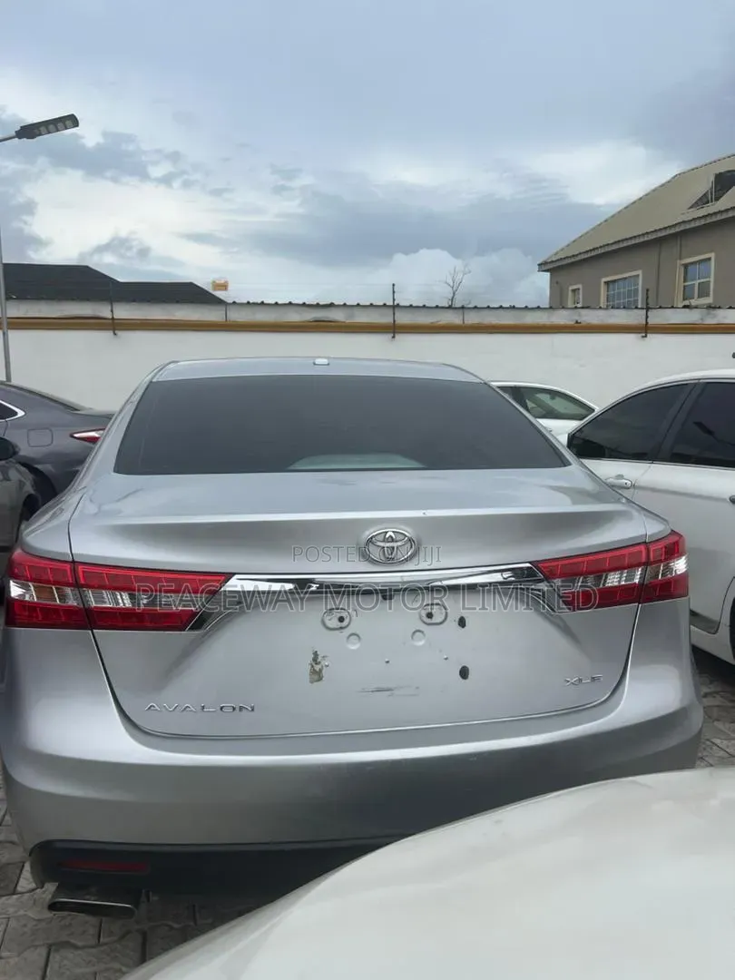 Toyota Avalon 2014 Silver