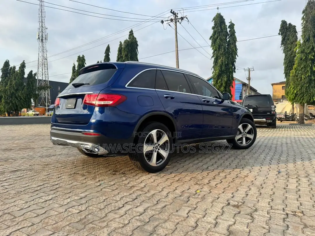 Mercedes-Benz GLC-Class 2018 Blue