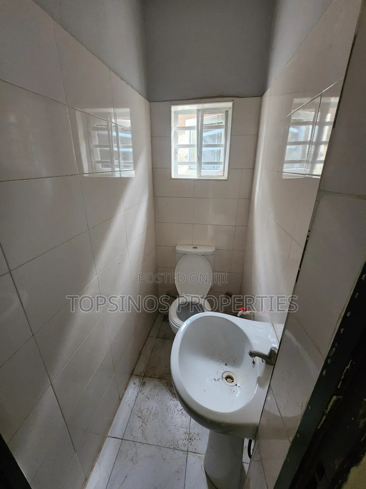 1bdrm Block of Flats in Dawaki for rent