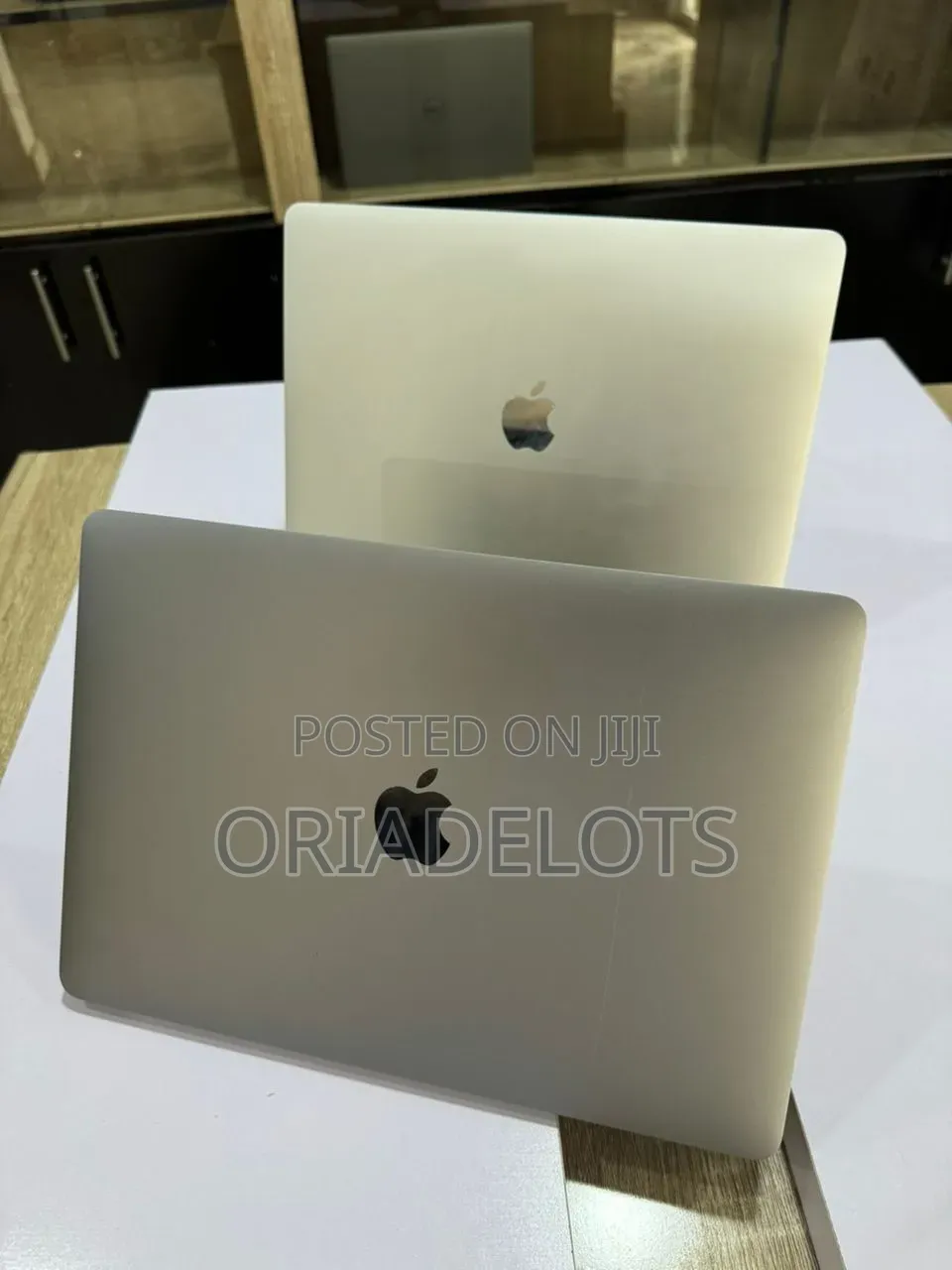 Laptop Apple MacBook Pro 2020 8GB Intel Core i5 SSD 256GB