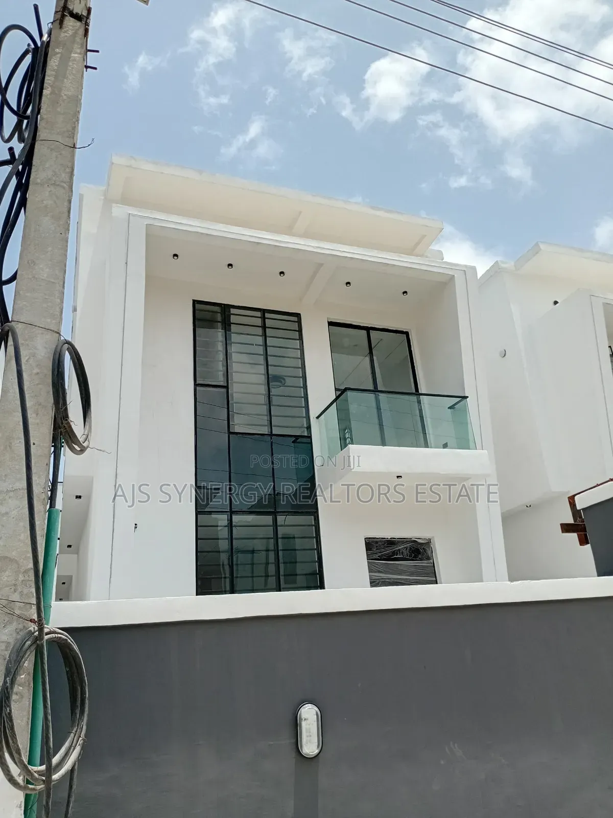 4bdrm Duplex in Lekki Gardens Estate, Sangotedo for sale