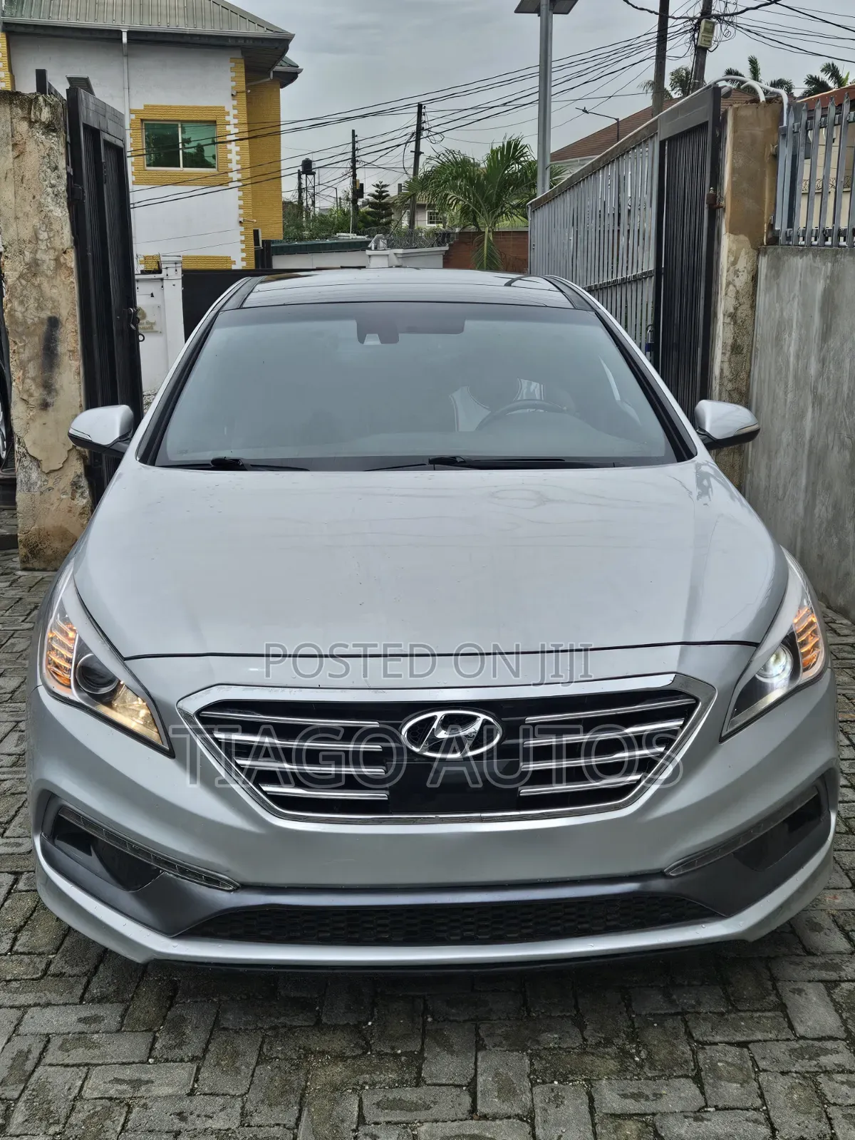 Hyundai Sonata Sport 2.0T 4dr Sedan (2.0L 4cyl Turbo 6A) 2015 Silver