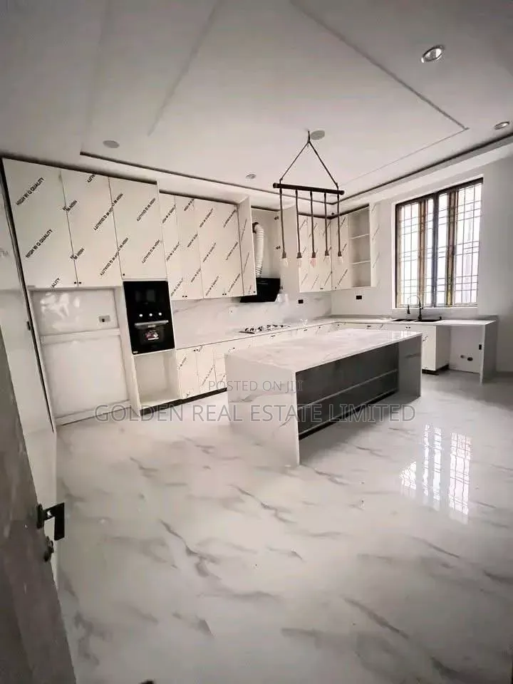 4bdrm Duplex in Apo Resettlement for sale