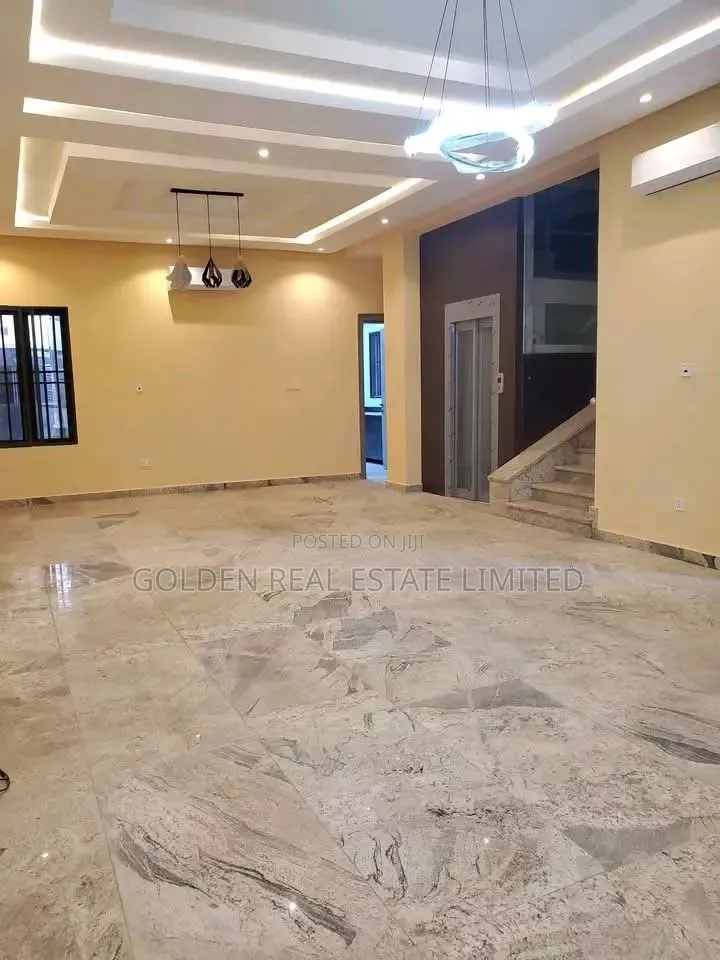 4bdrm Townhouse / Terrace in Asokoro for rent