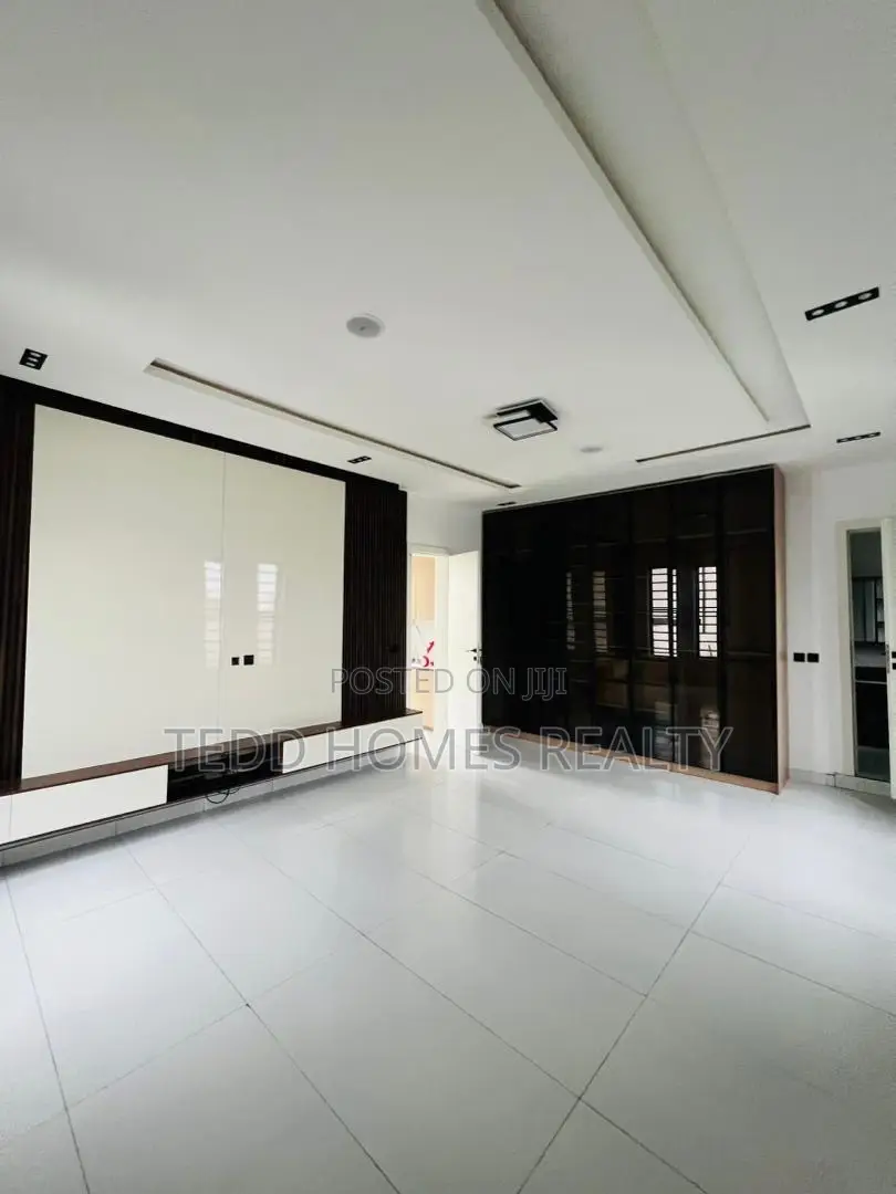 Duplex in Megamound Estate, Lekki Phase 2 for sale