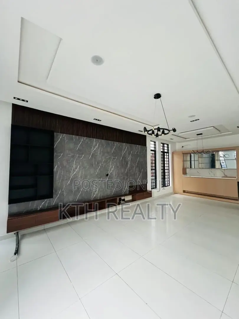 Duplex in Megamound Estate, Lekki Phase 2 for sale