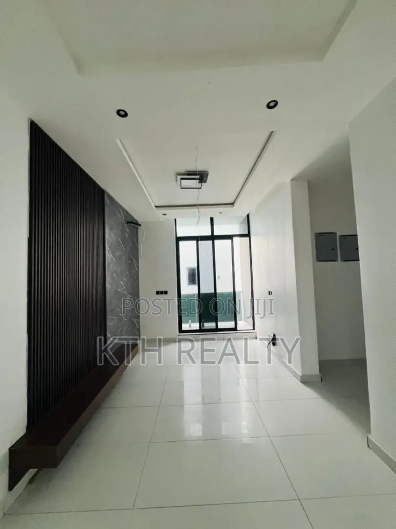 Duplex in Megamound Estate, Lekki Phase 2 for sale
