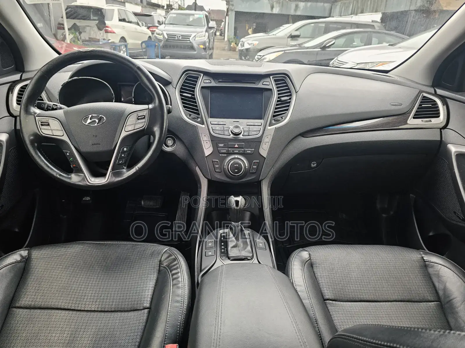 Hyundai Santa Fe GLS 4dr SUV (3.3L 6cyl 6A) 2015 Black