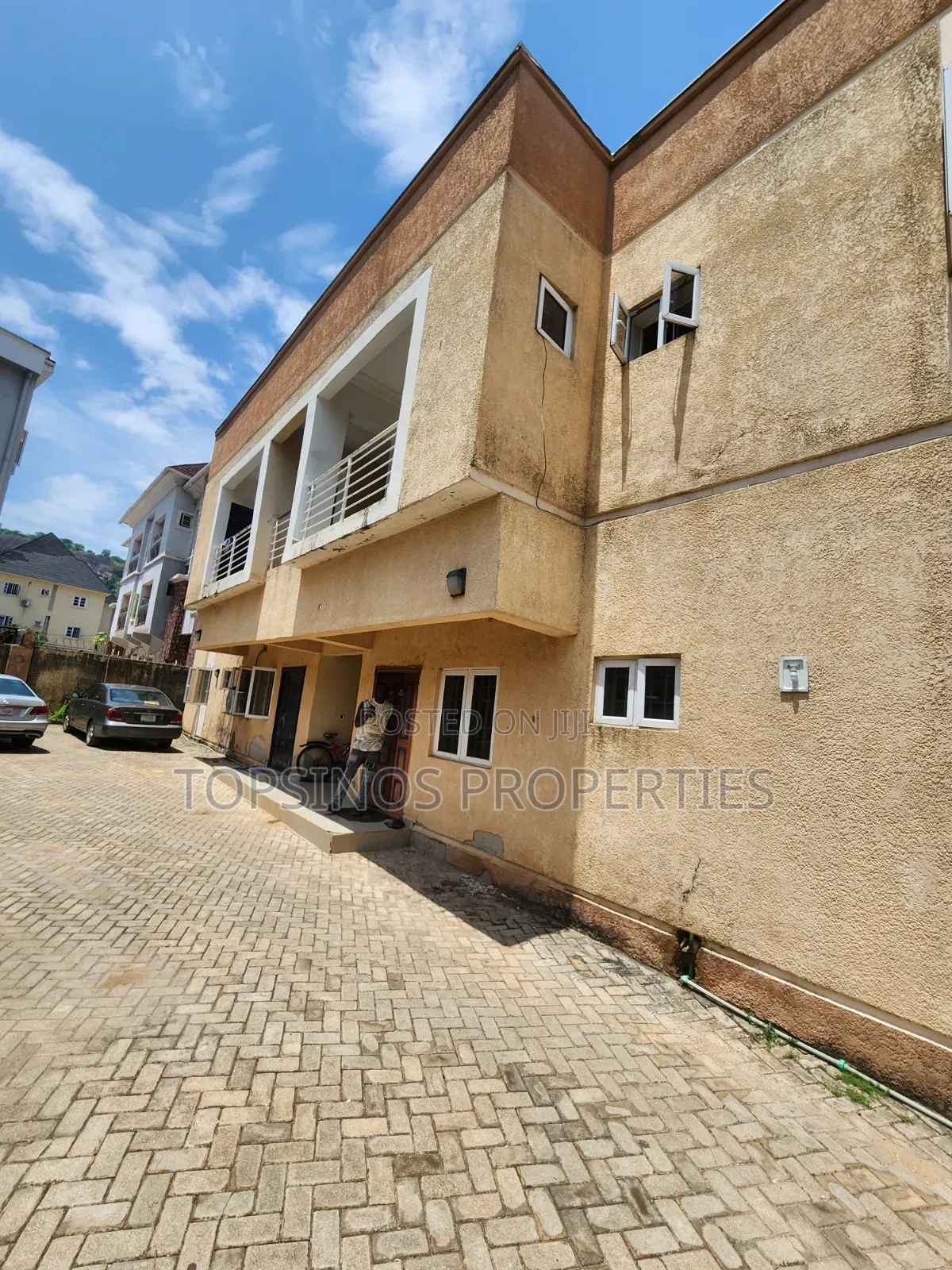 2bdrm Block of Flats in Dawaki for rent