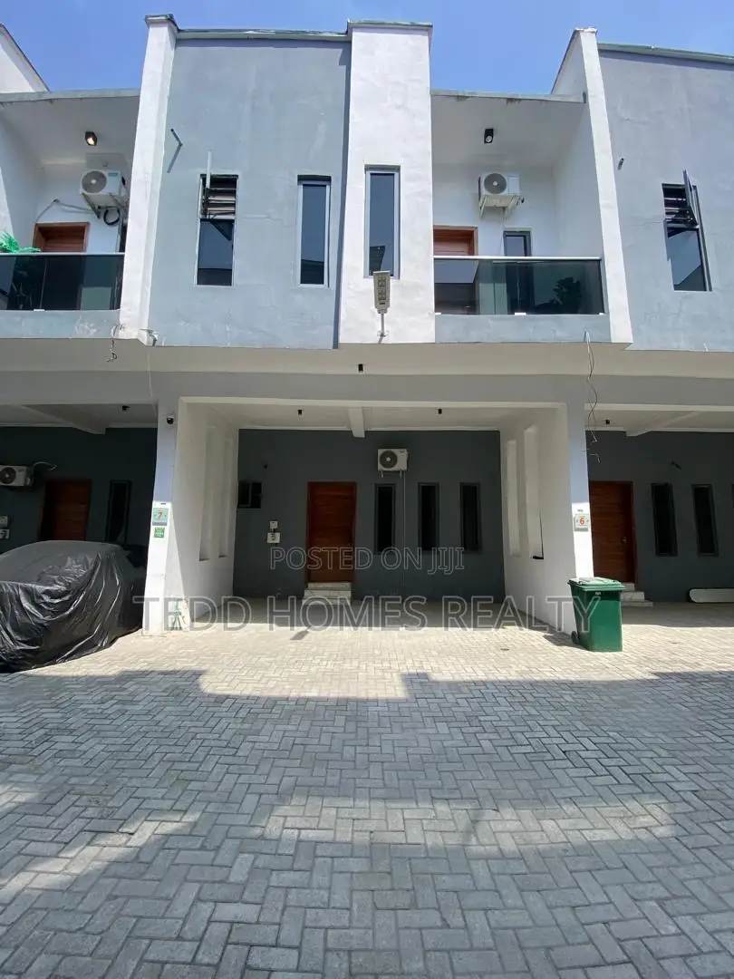 Furnished 4bdrm Duplex in Ikota for rent