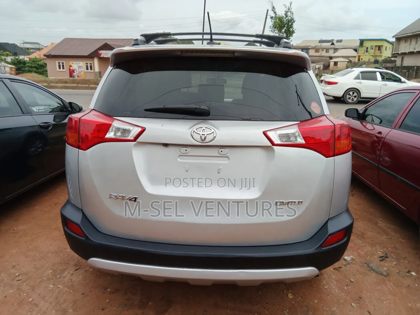 Toyota RAV4 Limited 4dr SUV (2.5L 4cyl 6A) 2015 Silver