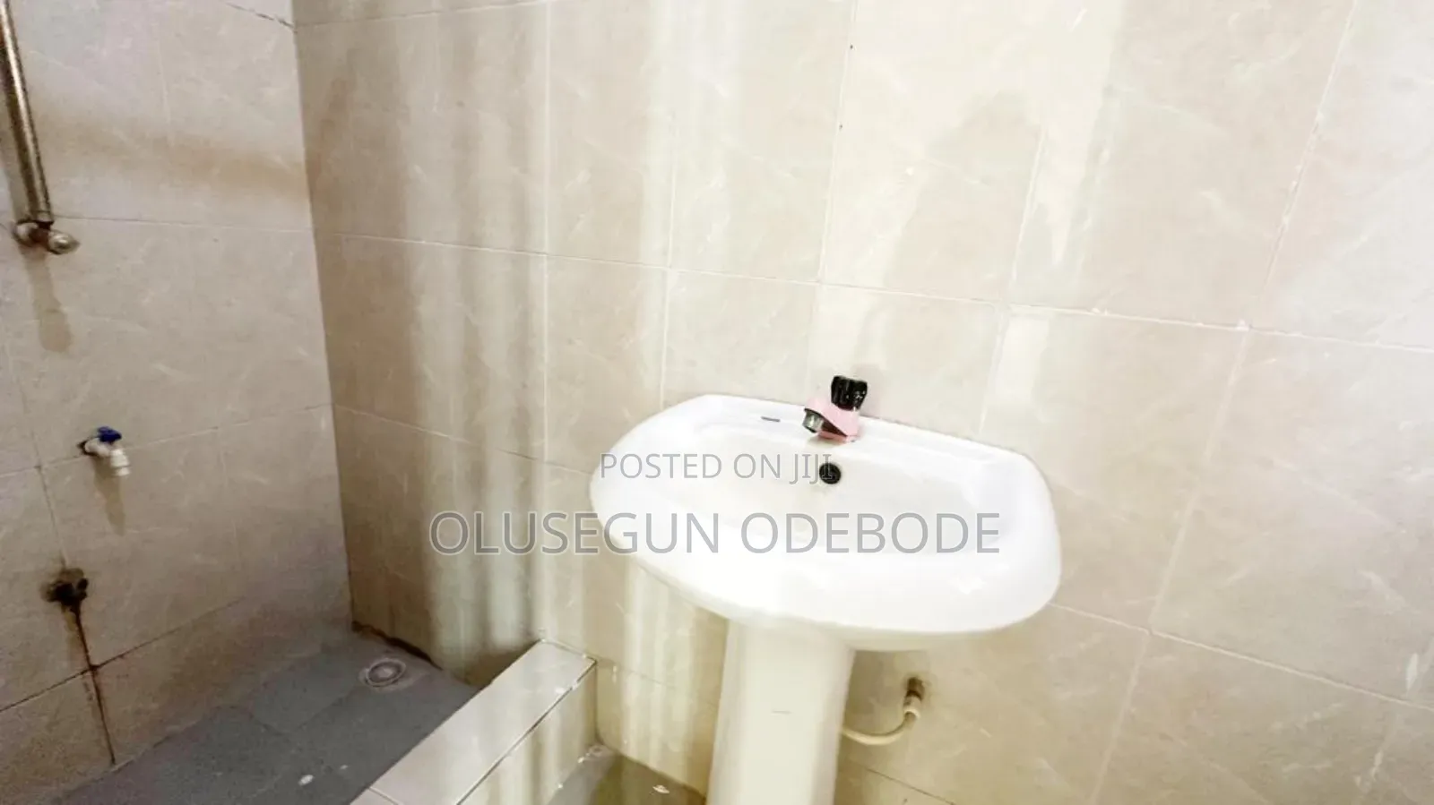 5bdrm Duplex in Omolo Phase 2 for sale
