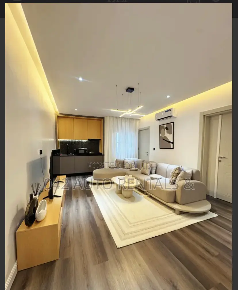 1 Bedroom in Mabushi With a Swimming Pool