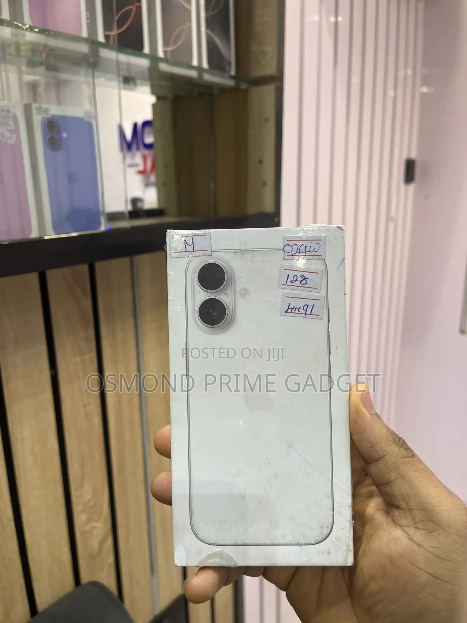New Apple iPhone 16 128 GB White